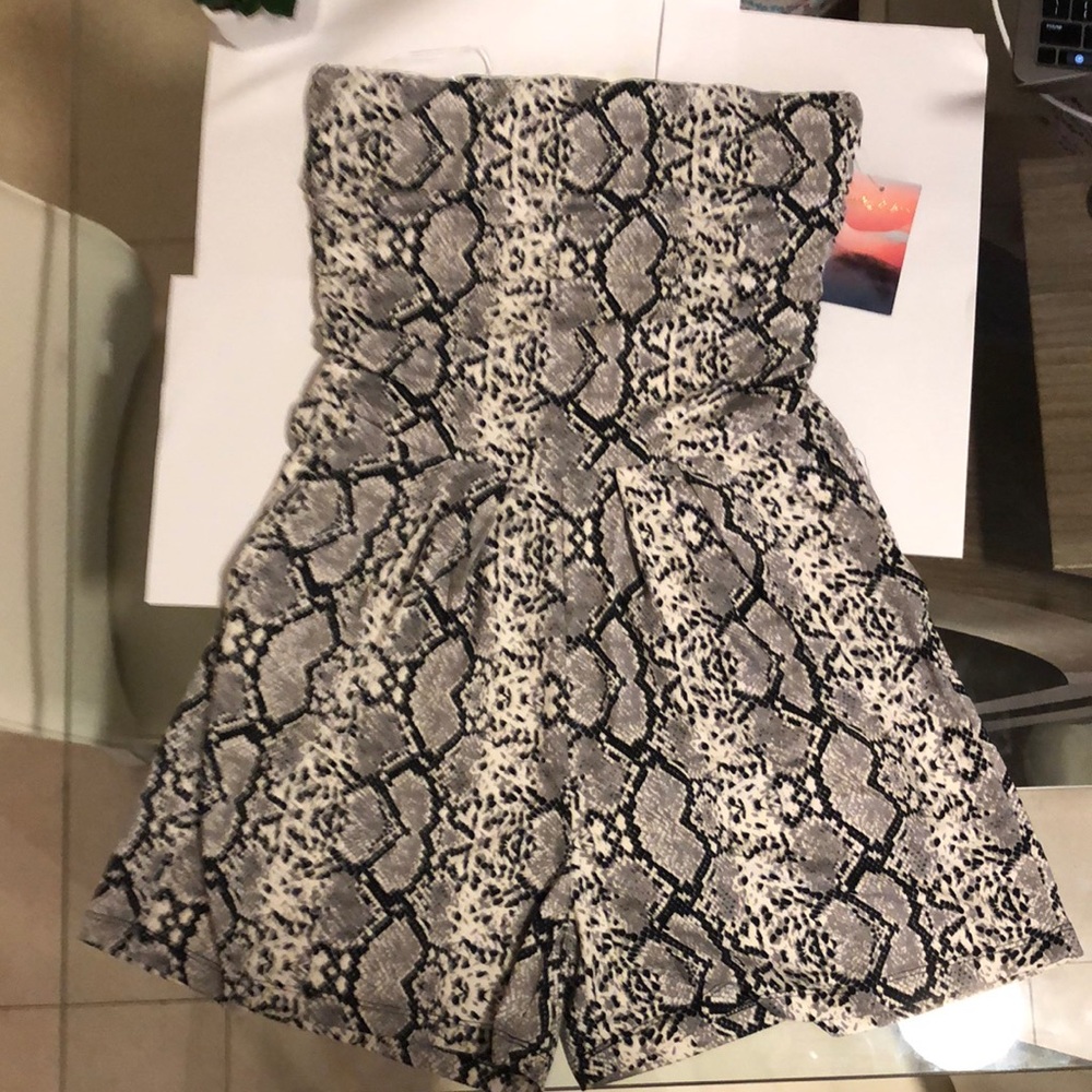 Haley and June Strapless snakeprint Romper M, L